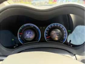Toyota Auris (2012) thumbnail 8