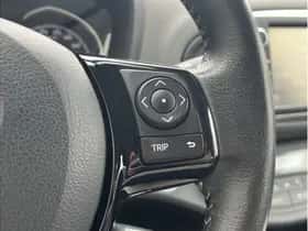 Toyota Yaris (2018) thumbnail 10