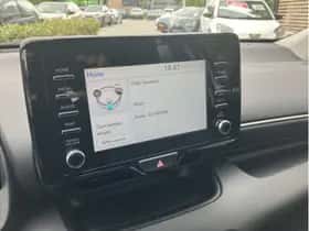 Toyota Yaris (2022) thumbnail 14