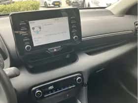 Toyota Yaris (2022) thumbnail 15