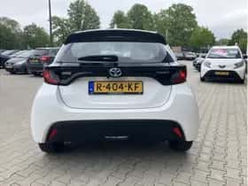 Toyota Yaris (2022) thumbnail 8