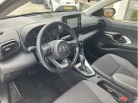 Toyota Yaris (2022) thumbnail 10
