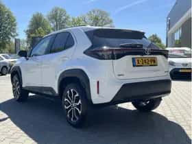 Toyota Yaris Cross (2024) thumbnail 3