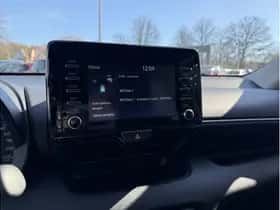 Toyota Yaris (2021) thumbnail 17