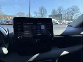 Toyota Yaris (2021) thumbnail 19