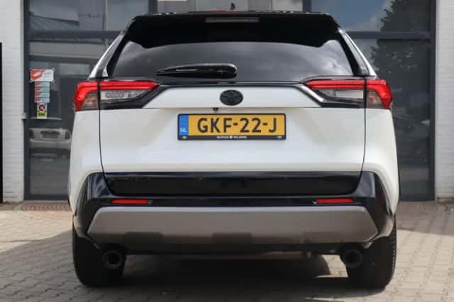 Toyota RAV4 (2019) thumbnail 4