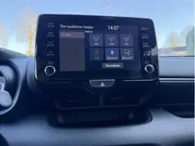 Toyota Yaris (2023) thumbnail 18