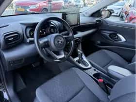 Toyota Yaris (2023) thumbnail 9