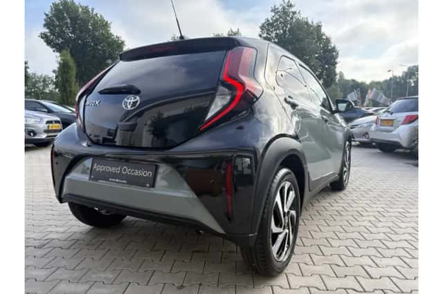 Toyota Aygo X (2025) thumbnail 3