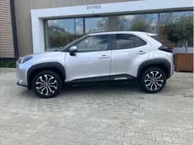 Toyota Yaris Cross (2023) thumbnail 2
