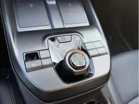 Toyota bZ4X (2026) thumbnail 18