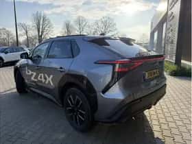 Toyota bZ4X (2026) thumbnail 5