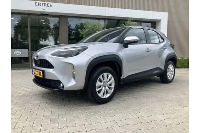 Toyota Yaris Cross (2022) thumbnail 1