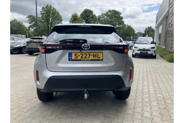 Toyota Yaris Cross (2022) thumbnail 4