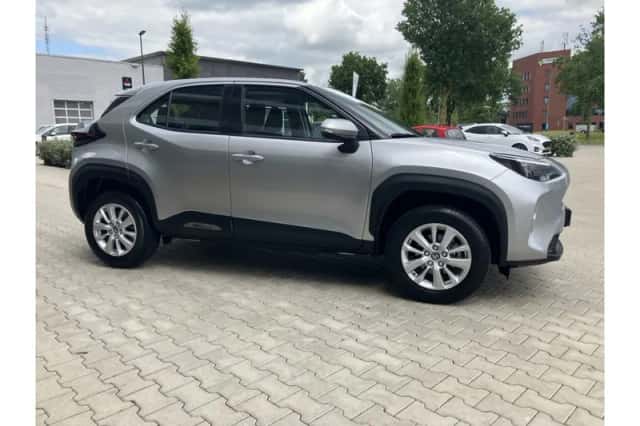 Toyota Yaris Cross (2022) thumbnail 6