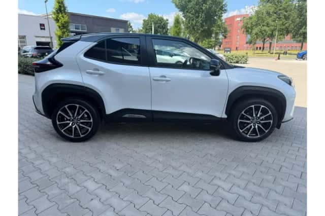 Toyota Yaris Cross (2023) thumbnail 6