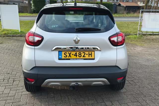 Renault Captur (2017) thumbnail 4