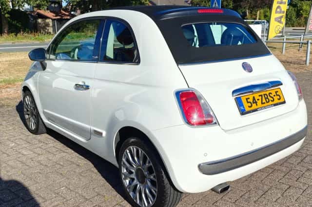 Fiat 500 (2012) thumbnail 2