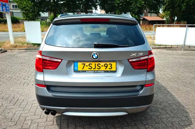 BMW X3 (2013) thumbnail 5