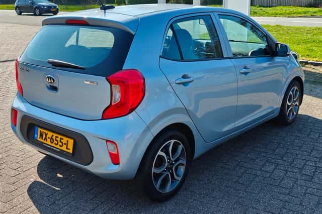 Kia Picanto (2017) thumbnail 5