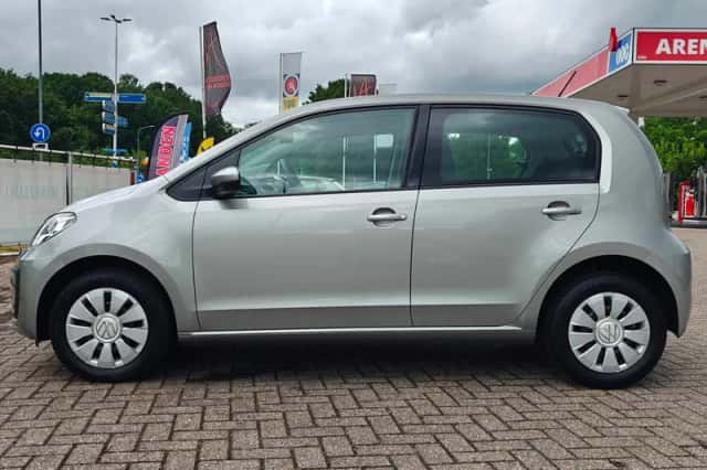 Volkswagen Up! (2021) thumbnail 3