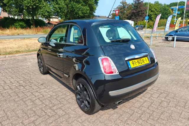Fiat 500 (2010) thumbnail 3