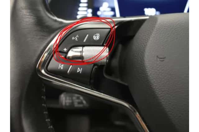 Škoda Superb (2021) thumbnail 2