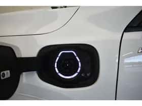 Ford Kuga (2022) thumbnail 25