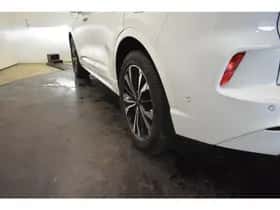 Ford Kuga (2022) thumbnail 26
