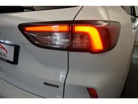Ford Kuga (2022) thumbnail 27