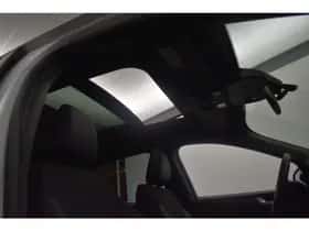 Ford Kuga (2022) thumbnail 4