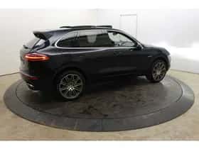 Porsche Cayenne (2015) thumbnail 12