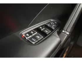Porsche Cayenne (2015) thumbnail 23