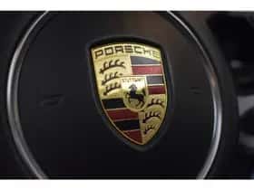 Porsche Cayenne (2015) thumbnail 32