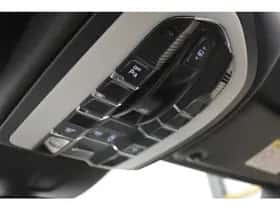 Porsche Cayenne (2015) thumbnail 34