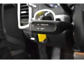 Porsche Cayenne (2015) thumbnail 35