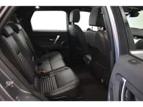 Land Rover Discovery Sport (2021) thumbnail 18