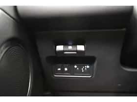 Land Rover Discovery Sport (2021) thumbnail 27