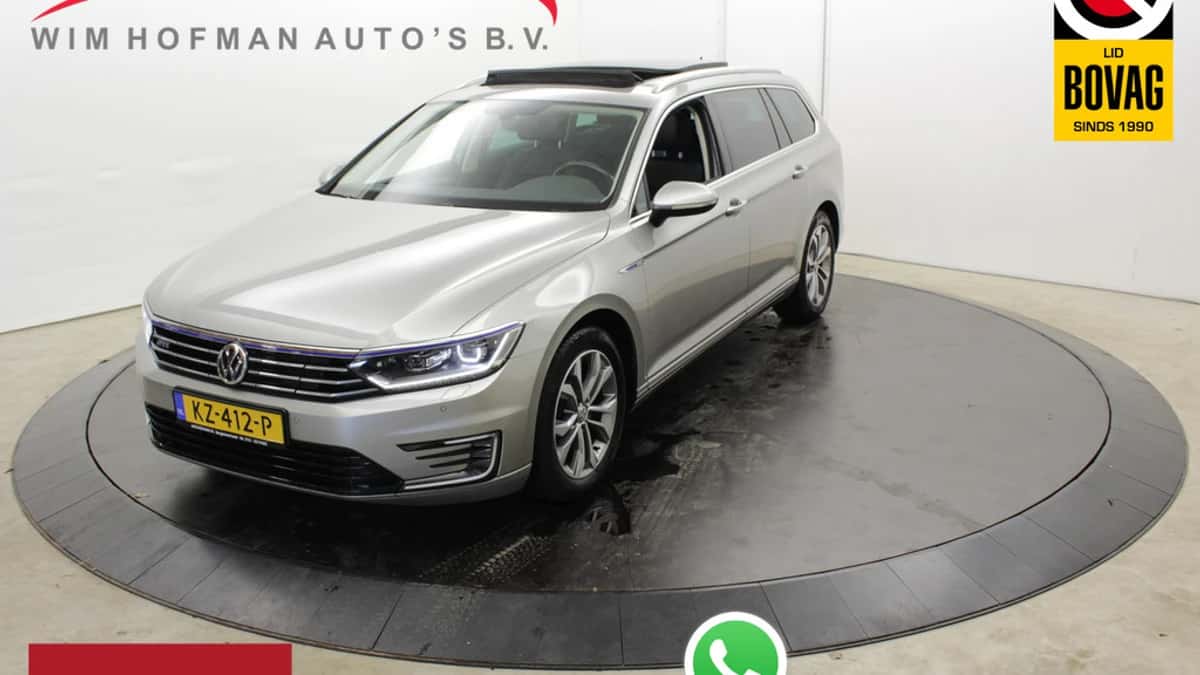 Volkswagen Passat (2016) — foto 1
