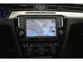 Volkswagen Passat (2016) thumbnail 26