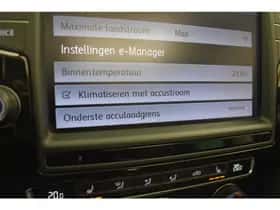 Volkswagen Passat (2016) thumbnail 29