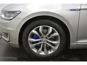 Volkswagen Passat (2016) thumbnail 7