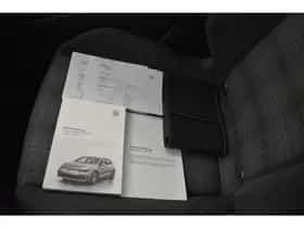 Volkswagen Golf (2020) thumbnail 37