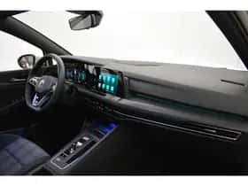 Volkswagen Golf (2020) thumbnail 38