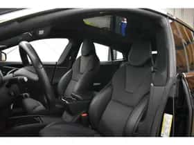 Tesla Model S (2018) thumbnail 3
