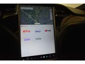 Tesla Model S (2018) thumbnail 22