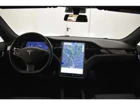 Tesla Model S (2018) thumbnail 4
