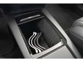 Tesla Model S (2018) thumbnail 35