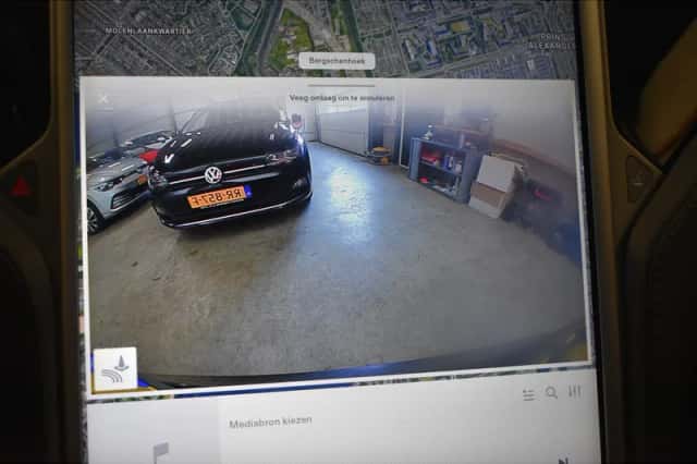 Tesla Model S (2018) thumbnail 5
