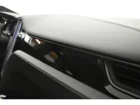 Tesla Model S (2018) thumbnail 43
